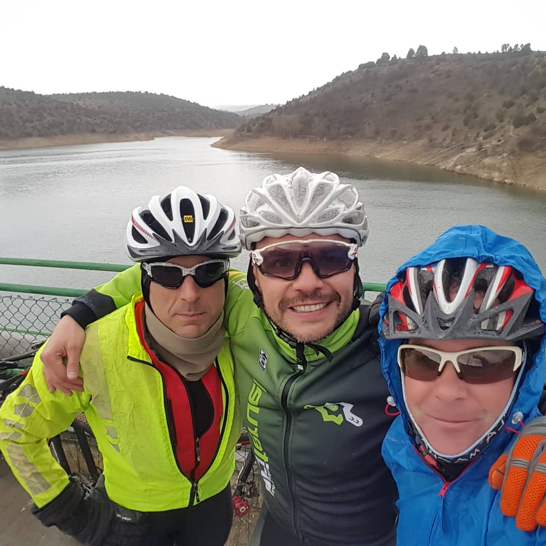 LopezJuste's tweet photo. Que alegría ver como todo vuelve a su cauce,,,que bien es recibida el agua⛰🌫🌩🌪🕘🕠😍😍😍
#teruel #presaelpantano #concud https://t.co/TrHaa9lUiQ