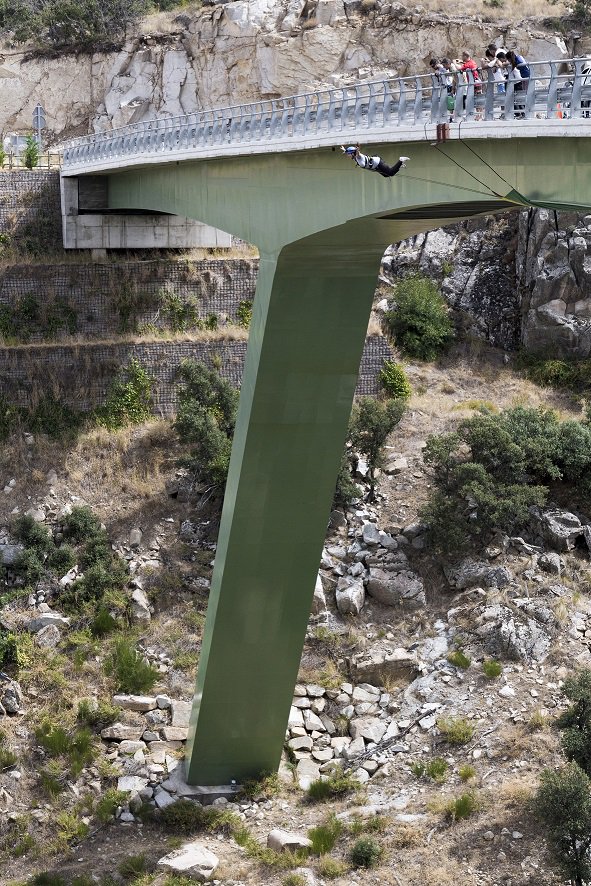outdoor_factory's tweet photo. ¡COMENZAMOS TEMPORADA MULTIAVENTURA 2018!
Abrimos las instalaciones  el 21 de Abril y comenzamos la temporada de actividades, eventos y, como no, SALTOS. Primer salto en el Puente de Mayo, ¡Infórmate y reserva! Más info: https://t.co/mbOL8xOnh2 | #puenting #multiaventura #eventos https://t.co/ANe2DD0ZWG