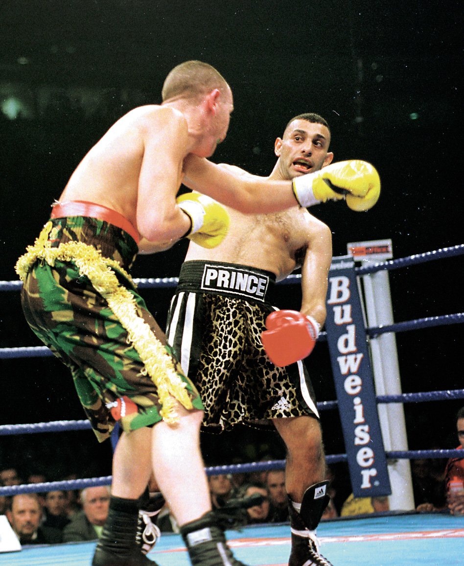 SN_Sport's tweet photo. ON THIS DAY ....

On April 10 1999, #Scarborough sporting legend @PaulIngle12 took on Prince Naseem Hamed at the MEN.

Who remembers the fight? Were you there? https://t.co/bloDbFKOjl