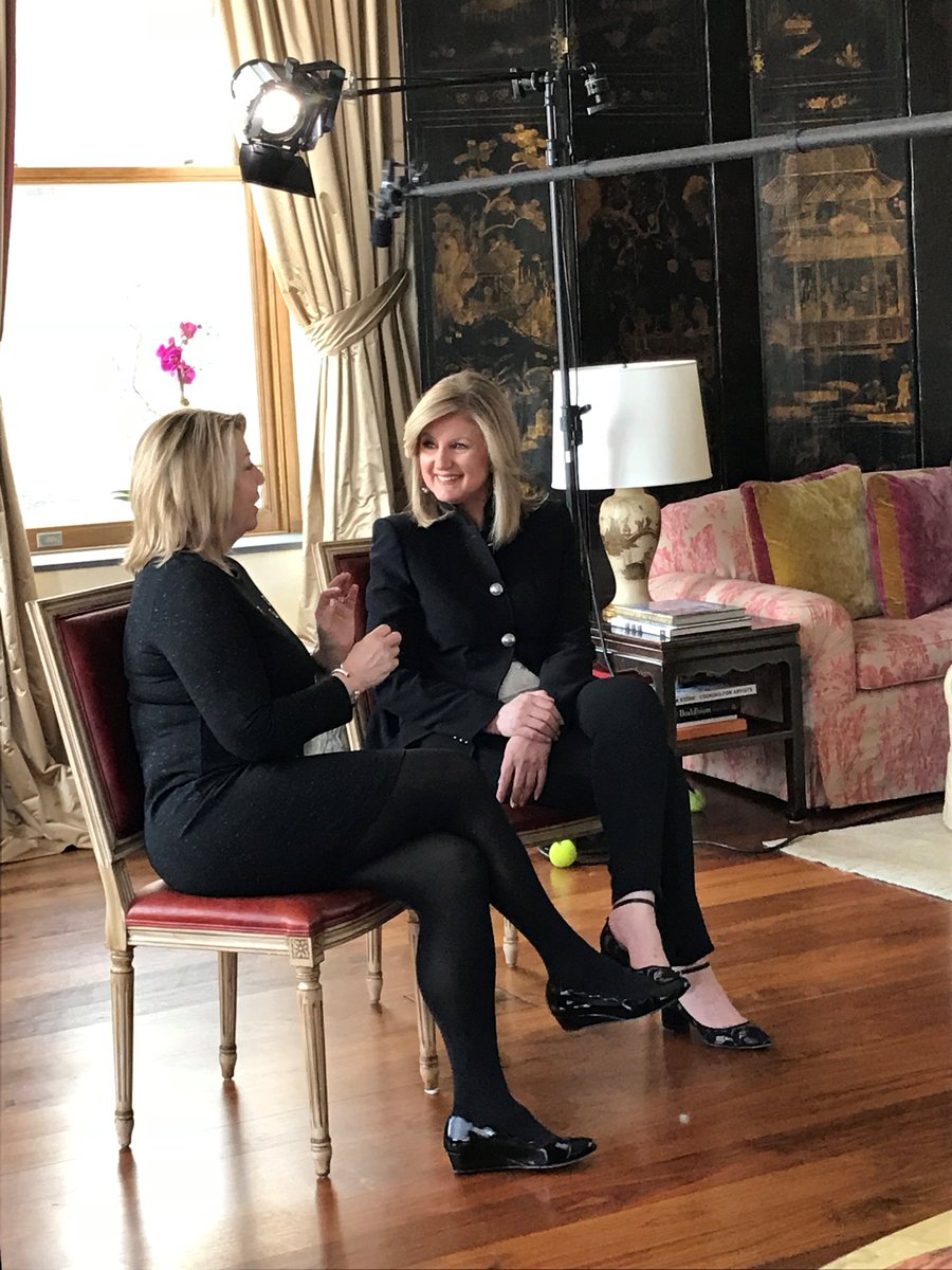 pat_milligan1's tweet photo. Inspiring morning yesterday with our partner @AriannaHuff &amp; the @Thrive Global team, synthesizing our mutual thrive efforts to enhance the wellbeing of individuals and organizations. #FutureofWork #whenwomenthrive #FutureReady https://t.co/XRk13z3w8W