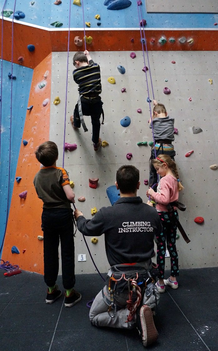 Our #NationalSiblingsDay event is underway! We've got a variety of workshops running including #Parkour and #climbing!

Entry costs £3 per child or £5 per two. 

#NationalSiblingsDay