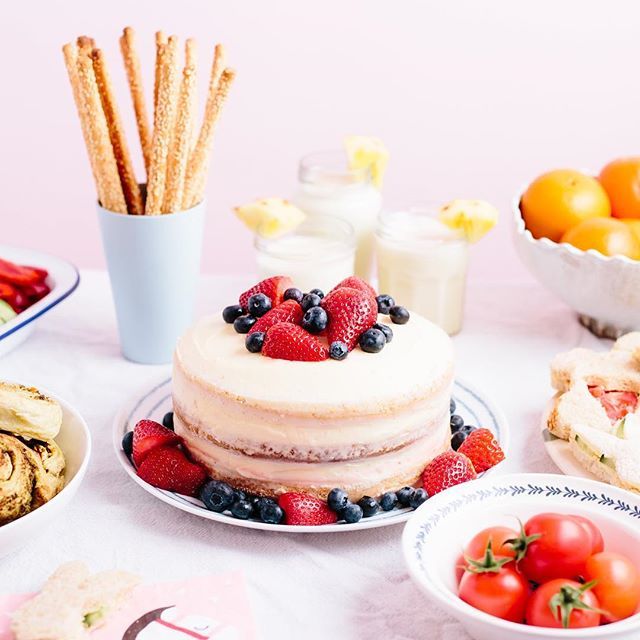 thisslowlife's tweet photo. Children’s #veganbirthday spread blog post coming soon! #vegan #birthday #veganbirthdaycake #partyfood #veganpartyfood #vegankids #veganparenting #weegan #vgang #veganmum #veganmom #veganparty #kidsbirthdayparty #vegancake #veganfuture #veganlove #veganl… https://t.co/PGvaNxyw0b https://t.co/cg6ErHAful
