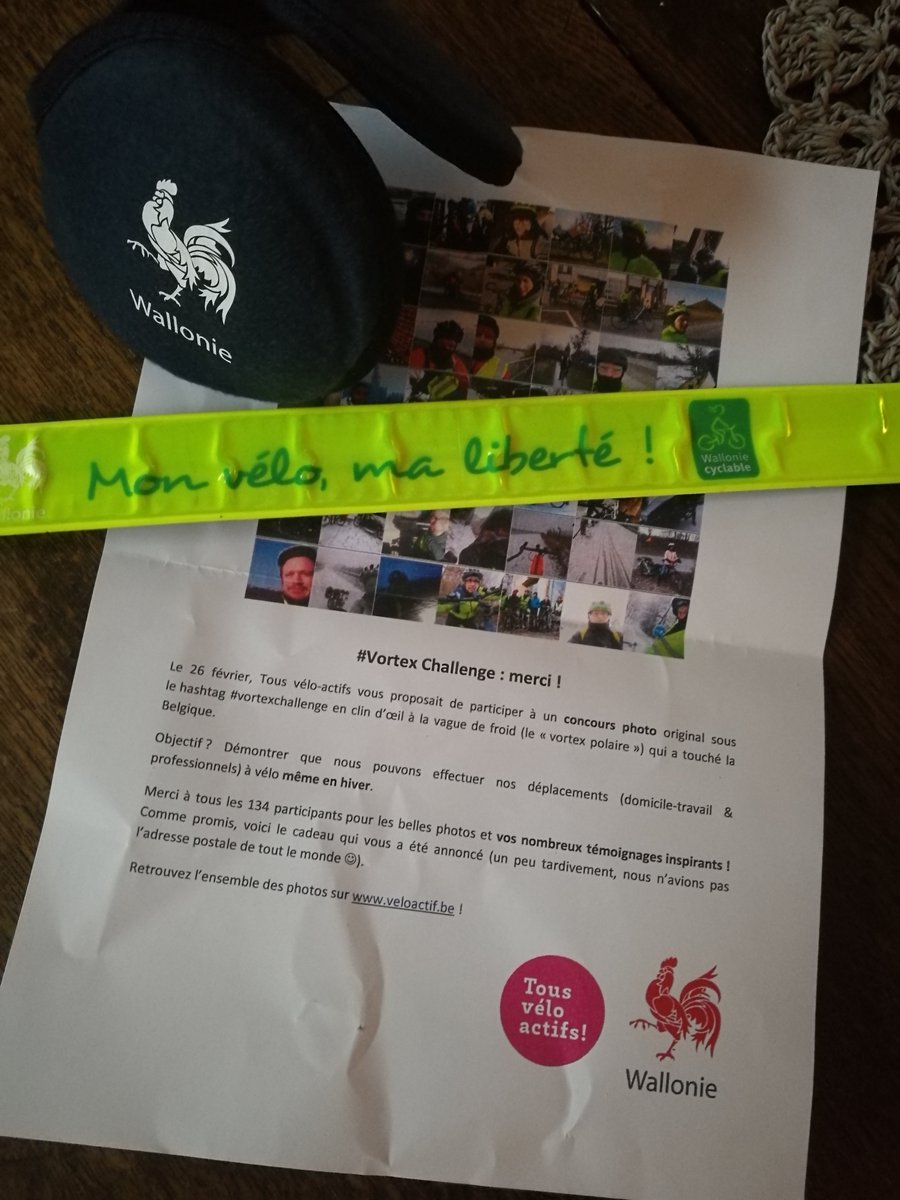 Lanomadesed's tweet photo. Oh, merci, @velo_actifs , pour le petit cadeau suite au #VortexChallenge! 🙃 #velotaf #solutionvélo https://t.co/3AAgp5pBmY
