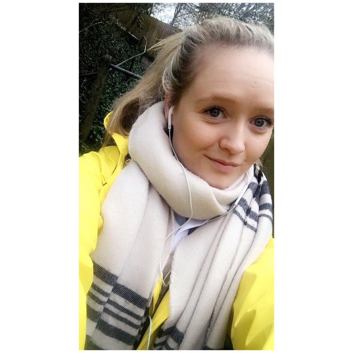 AbiChamberlain4's tweet photo. 💛 #spiceupyourlife #yellowmac #sainsburys #Tu #HappyTuesday https://t.co/vHdPdctXGy