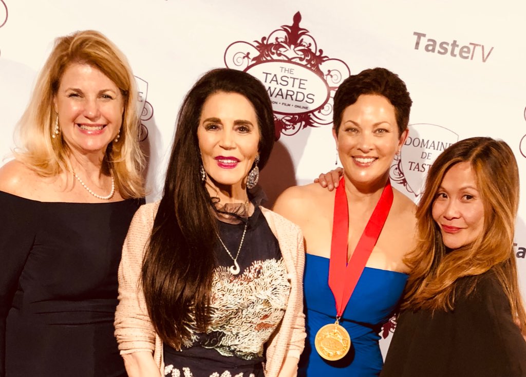 chefkatiechin's tweet image. Celebrating @mcsweeney at The Taste Awards! @BarbaraLazaroff @Ellie_Krieger @FitYourStyle @LouiseASL @teeco71 @ListenToMePleas @SmileMoki #kitchenchat