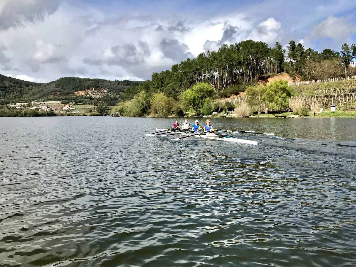 SportsSHS's tweet photo. Another days training done. Avoided the torrential downpours in almost all 3 sessions 🚣🏼♀️💪🏼🌦 @SurbitonRowing #makinggains #shsbc #cerlac https://t.co/Ua33zQR7ax