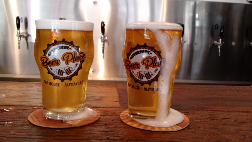 beerplacebr's tweet photo. Todas as segundas e terças até as 20hs, cerveja artesanal em dobro!!! 🍻🍻🍻🍻
#doublechopp #cervejaemdobro #beerplacetaphouse #beerplacebr #beerplace #alphabeer #alphaville #cervejaartesanal #happyhour #belabeer #shoppingflamingoalphaville #alphavilleearredores https://t.co/reiAqP4SzC