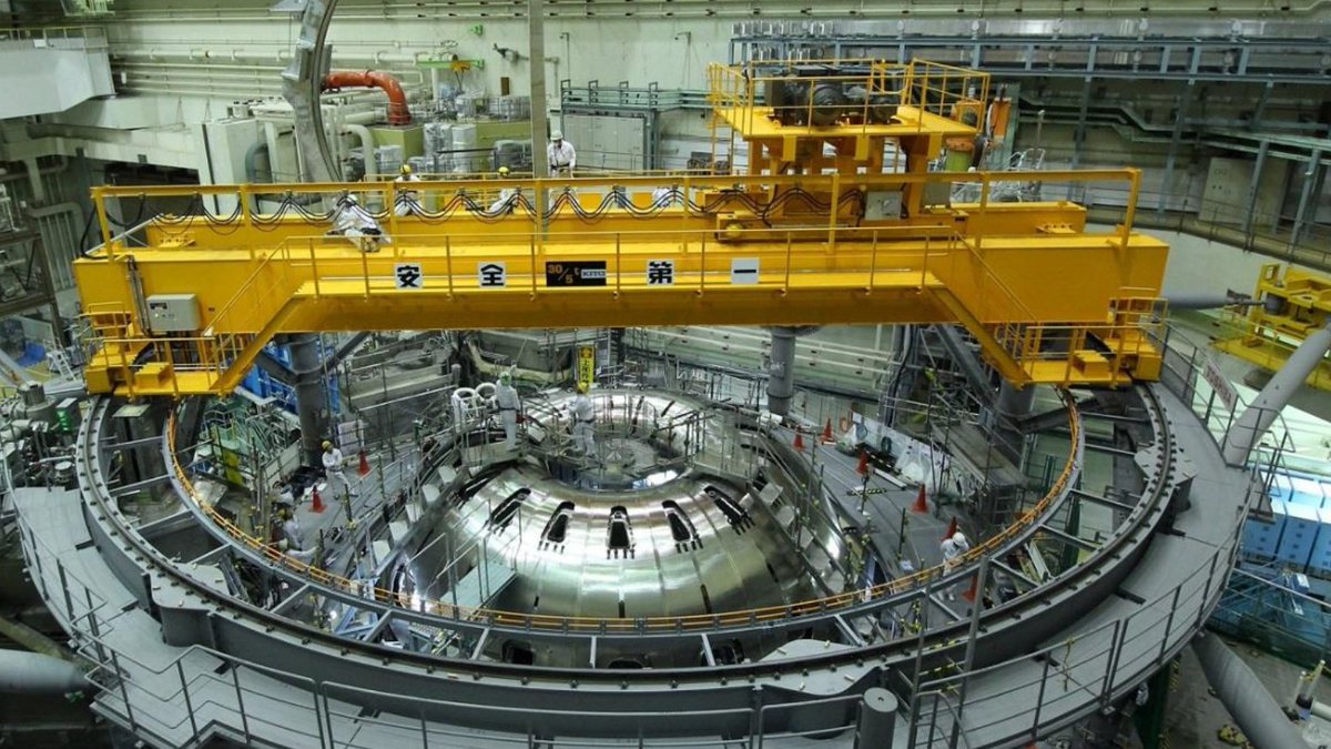 Итэр франция токамак. Первый термоядерный реактор в мире. Итэр франция токамак. Токамак курчатовский институт. Итэр франция.