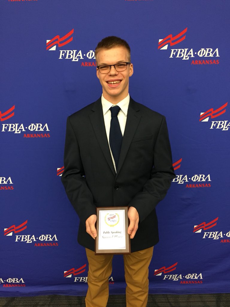 SdaleFBLA's tweet photo. Dimitri Clark- 2nd place in Public Speaking #fblastate https://t.co/dWjIBxdvR1