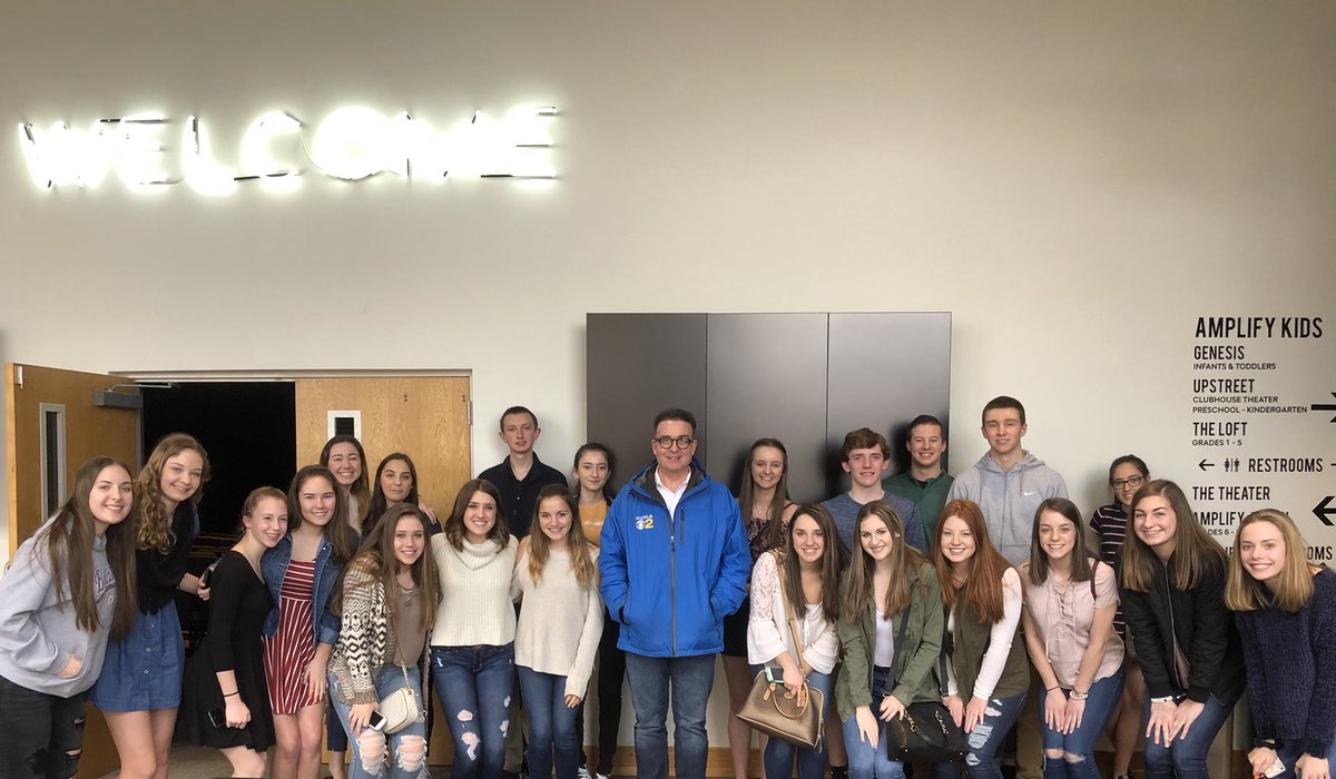 CheloskyHPE's tweet photo. Great talk surrounding the dangers and harmful effects of opioid abuse.  Excellent questions from all students in attendance (good job Emily &amp; Kenzie!) BHS represented well- thank you @MartyGriffinKD for keeping the conversation going. @BHSgraves @RSprouse_BHS @PE_BHS @SARAS_BHS https://t.co/OXidoh2bG0