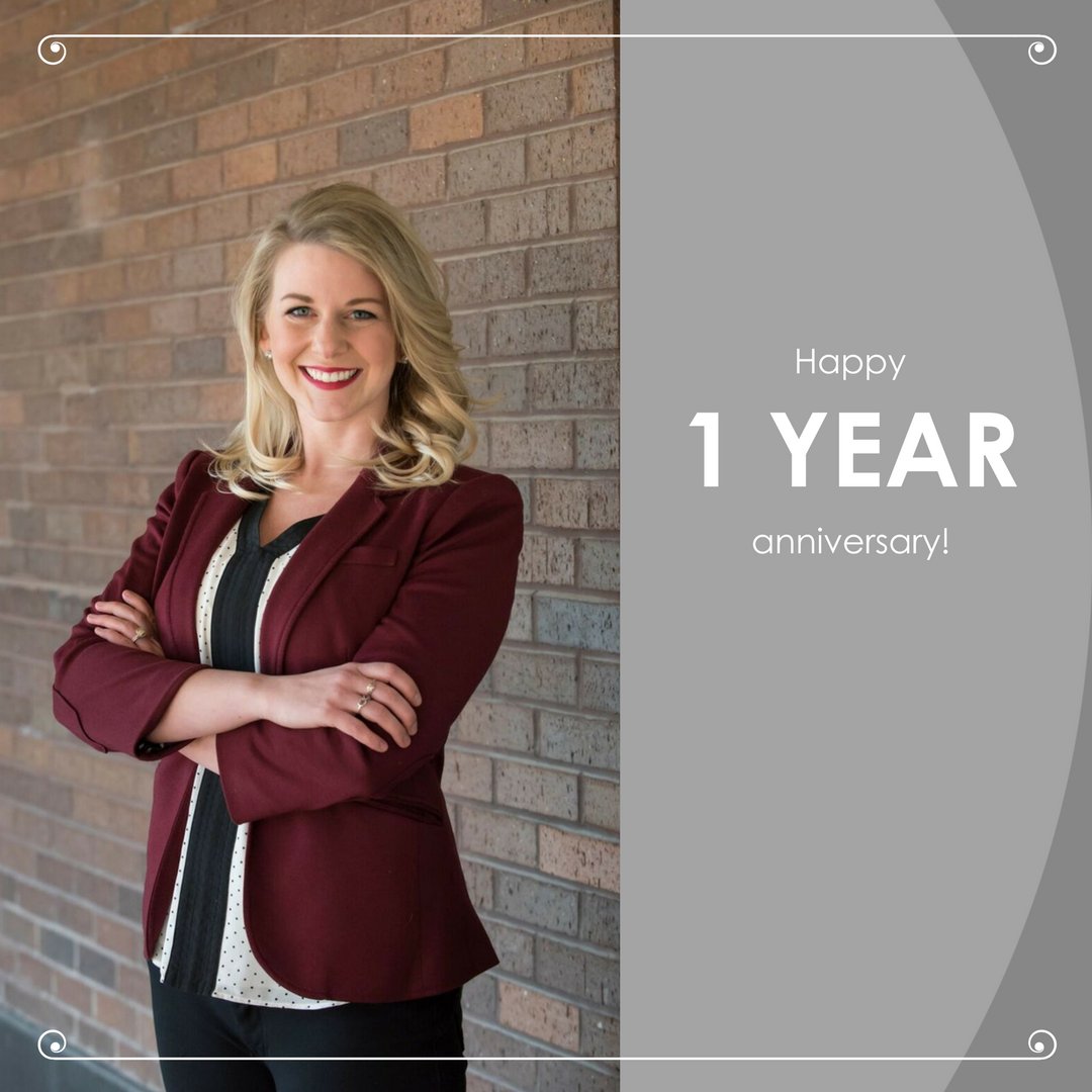 DoGoodEventsMN's tweet photo. Happy 1 year anniversary to Senior Event Manager, Hannah!  Your hard work is appreciated. Thank you for always bringing creative ideas &amp; new resources to the table. 

#1Year #Anniversary #DoGoodEvents #EventPlanner #Business https://t.co/46Z3wyo6sB