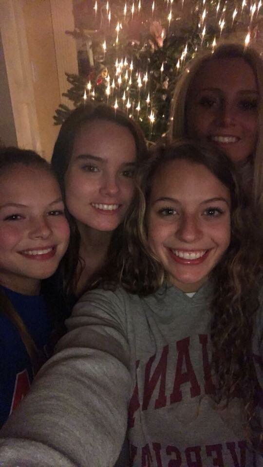 cassidyaders's tweet photo. Happy 18th to one of my bestiesss! Hope today is filled with lots of donuts (and Reese’s puffs.. the spring break fave). Love ya 💗 @katie9ashlyn https://t.co/7C719NrlWT