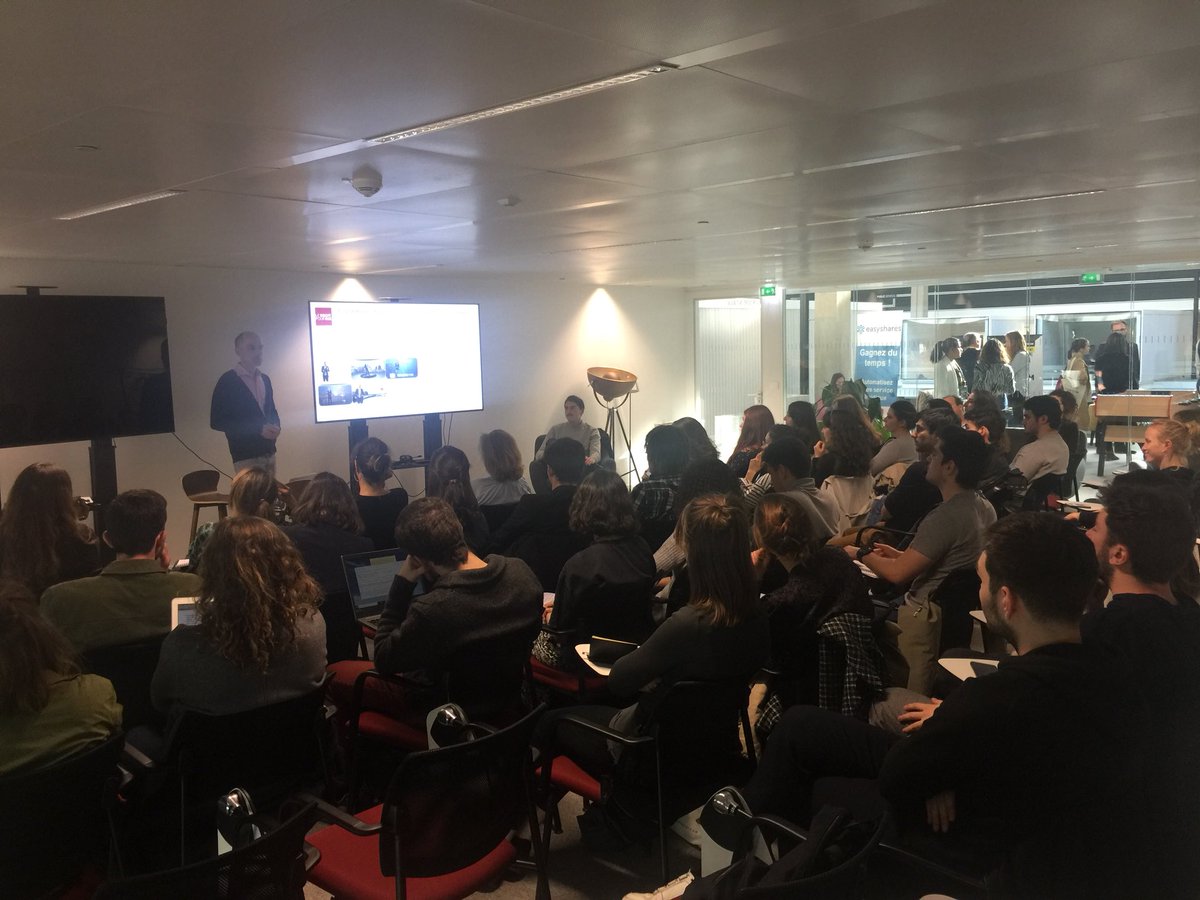 SYKeducation's tweet photo. Présentation de Legal F aux élèves @AssasParis2 @joinstationf avec @LeDroitPourMoi  @LexDev_fr  @ContactCLA @Sykdroit #legaltech https://t.co/lEchV1kNby