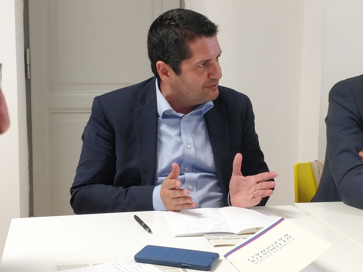 ORazionali's tweet photo. Interviene @BentivogliMarco: "La Fornero è stata usata per puntare il dito, è stata un'arma di distrazione di massa. Ma cosa si fa nell'ultimo miglio del pensionamento? In Francia si possono accumulare ferie, permessi ed avere una riduzione dell'orario di lavoro"
#ActiveFOR https://t.co/9ddmPShmPh