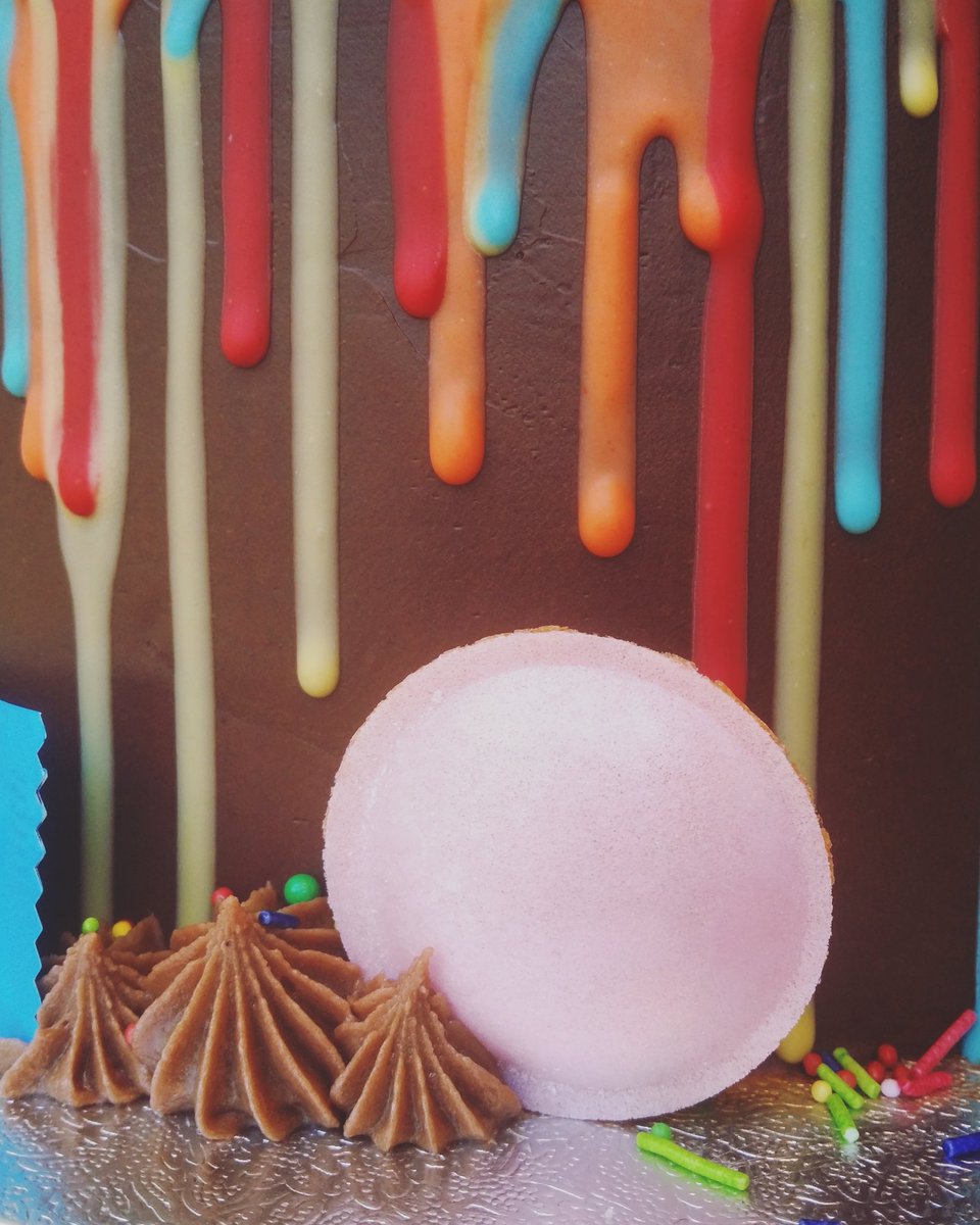 Melanie J Alexandrou tweet media