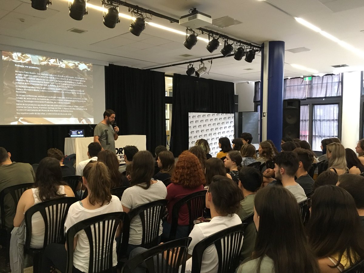 ORTArgentina's tweet photo. #DiseñoORT
La actividad, liderada por el diseñador industrial Pablo Bianchi, se encuentra enmarcada en la materia Ciencia, Tecnología y Sociedad. https://t.co/H0ZB3eIsYk