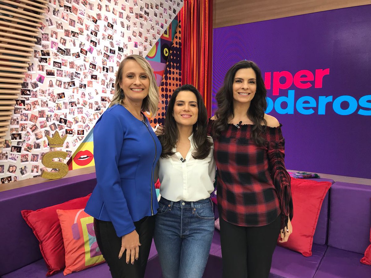 SuperPoderNaTV's tweet photo. Daqui a pouco entramos ao vivo!!! Hoje estamos com nossa #SuperAliada Soraia Schutel e a participação mais que especial da atriz Helena Ranaldi! #SuperpoderosasBand https://t.co/fQpSKcr0GH