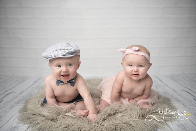 JeremiSchortgen's tweet photo. Ohhh buddy. These twins are just the cutest!!!! #yellowcreekphotography #yellowcreeksocial #babies #twins #6monthsold #indianaphotographer #fortwaynephotographer #decaturphotographer https://t.co/6fjCAZqCh0