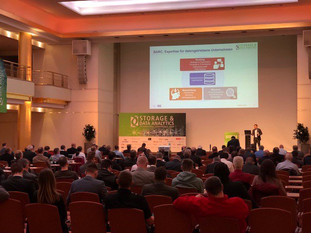 SEPHybridBackup's tweet photo. Halbzeit bei STORAGE & DATA ANALYTICS Technology Conference 2018 in Hamburg. Wir freuen uns auf ein persönliches Treffen und/oder einen Besuch in einem unserer Vorträge #STORAGETC https://t.co/45iZGirTj6