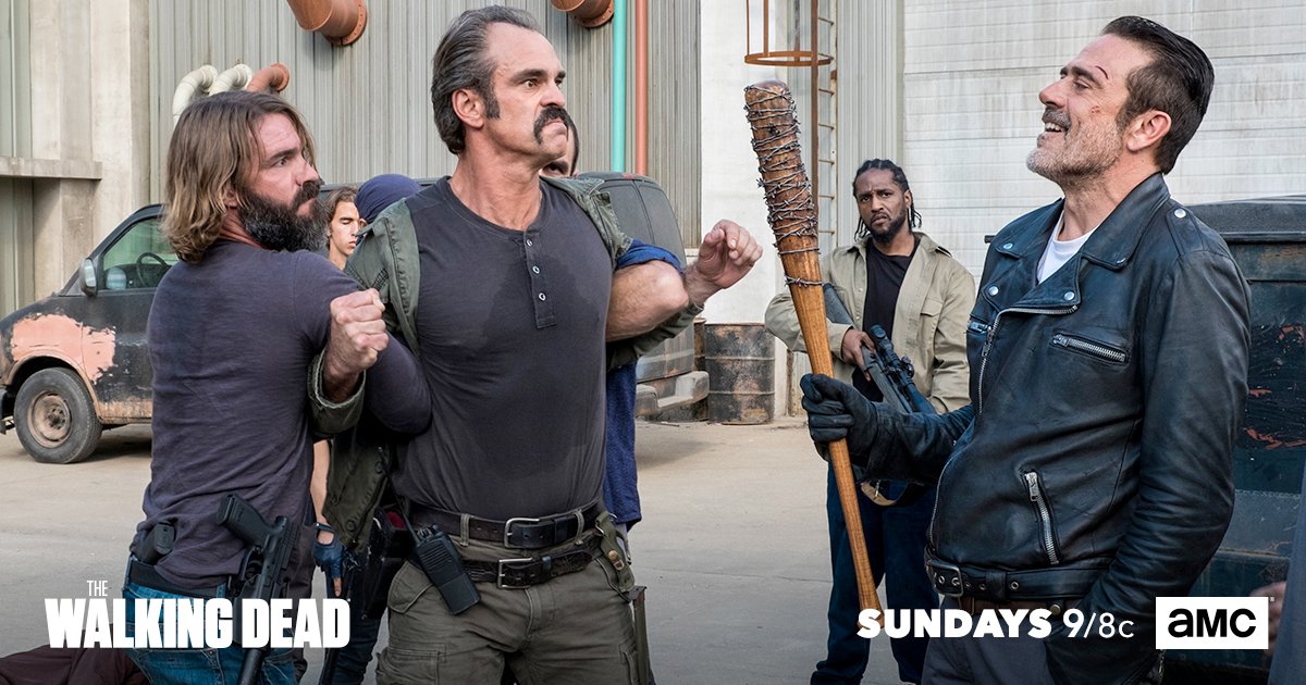 WalkingDead_AMC's tweet photo. You wanna be the man, you gotta beat the man. See how Negan reminds the Saviors who's boss. #TWD https://t.co/15suznHb8l https://t.co/iQ4jmcaMyu