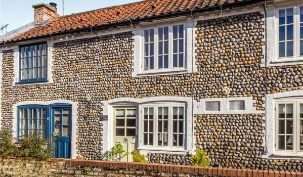 PeteEasyMove's tweet image. RT @Zoopla: Six Grade-II listed homes for less than £200,000 zo.op.la/cQPOwN #property