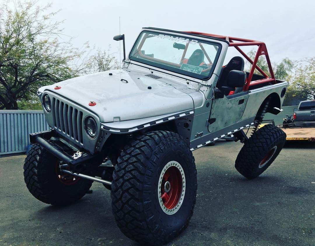 The_PlanetJP's tweet photo. Today is #TwistedTuesday
#dirtyAcres #roamoffroad #Avidessentials #ScreaminLizard #AceEngineering #JeepWorld #RPMFAB #KlutchOffroad #OpenRoadApparel #JeepLife #Livingthedream https://t.co/egAiOLefXQ