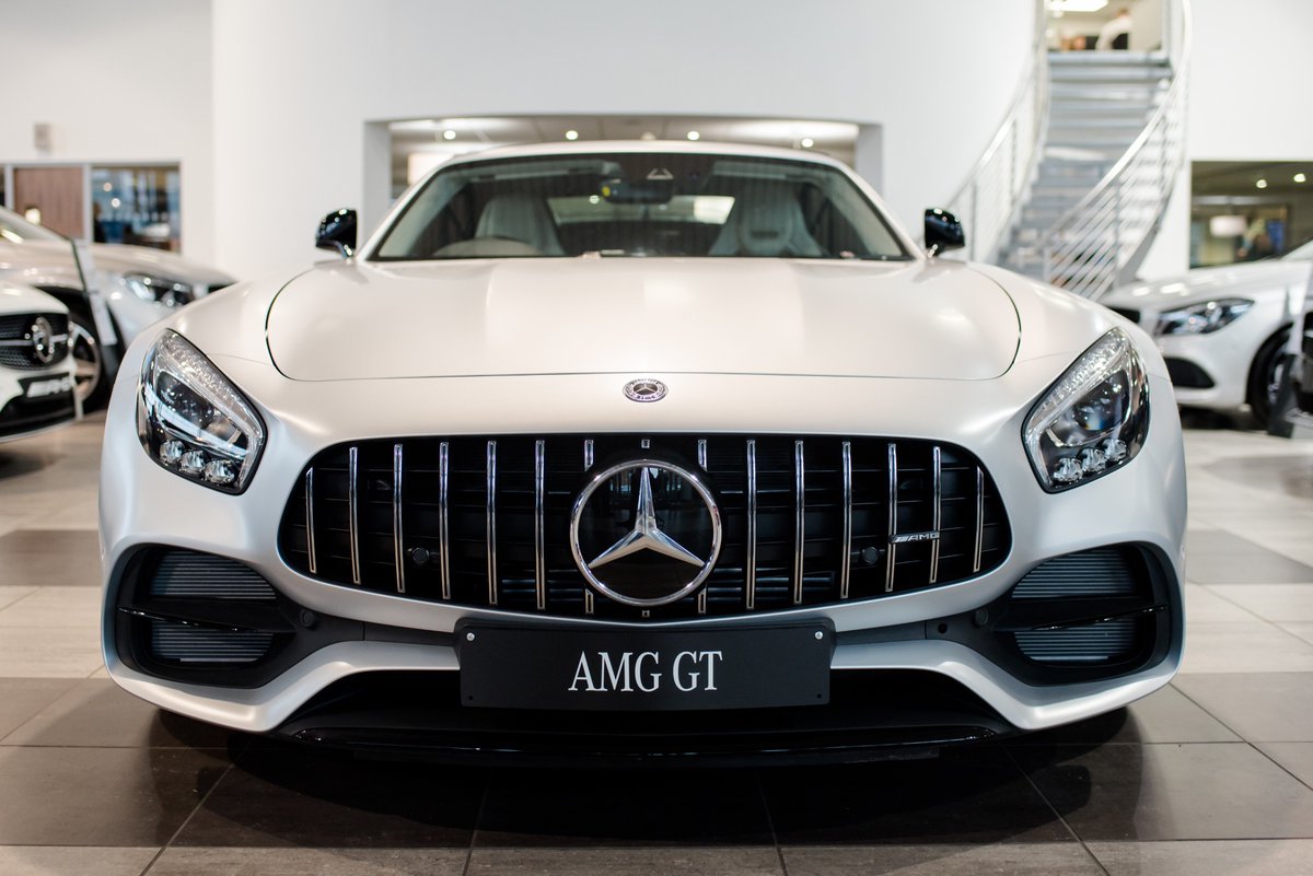 Not that I was distracted by the cars at the Mercedes-Benz of Leeds networking :D #MercedesBenz #networking #Leeds #leedsphotographer