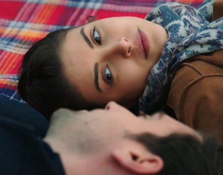 xranoq's tweet photo. in the name of love we are broken and we will be healed🥀🖤
#FazelitHanımveKızları #YağHaz https://t.co/8is9pGS3Vg