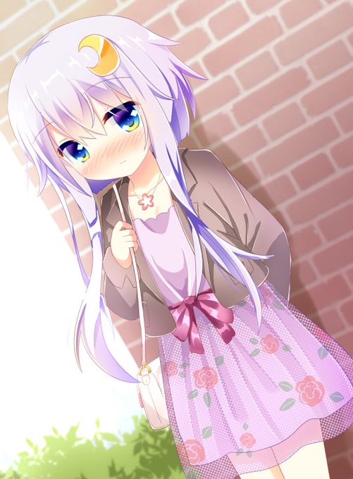 私服の弥生と待ち合わせ 