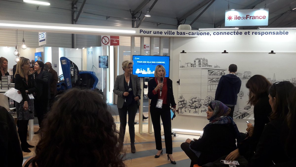 EDF_IDF's tweet photo. #SMIDF - " EDF fier d'accompagner les associations franciliennes qui accompagnent et favorisent l'inclusion sur le territoire  " @laurencelamy7 , Déléguée Generale de la @Fondation_EDF et @clescure, Déléguée régionale d'@EDF_IDF introduisent la cérémonie de remise des #TDA17 https://t.co/ASorXXkGN4