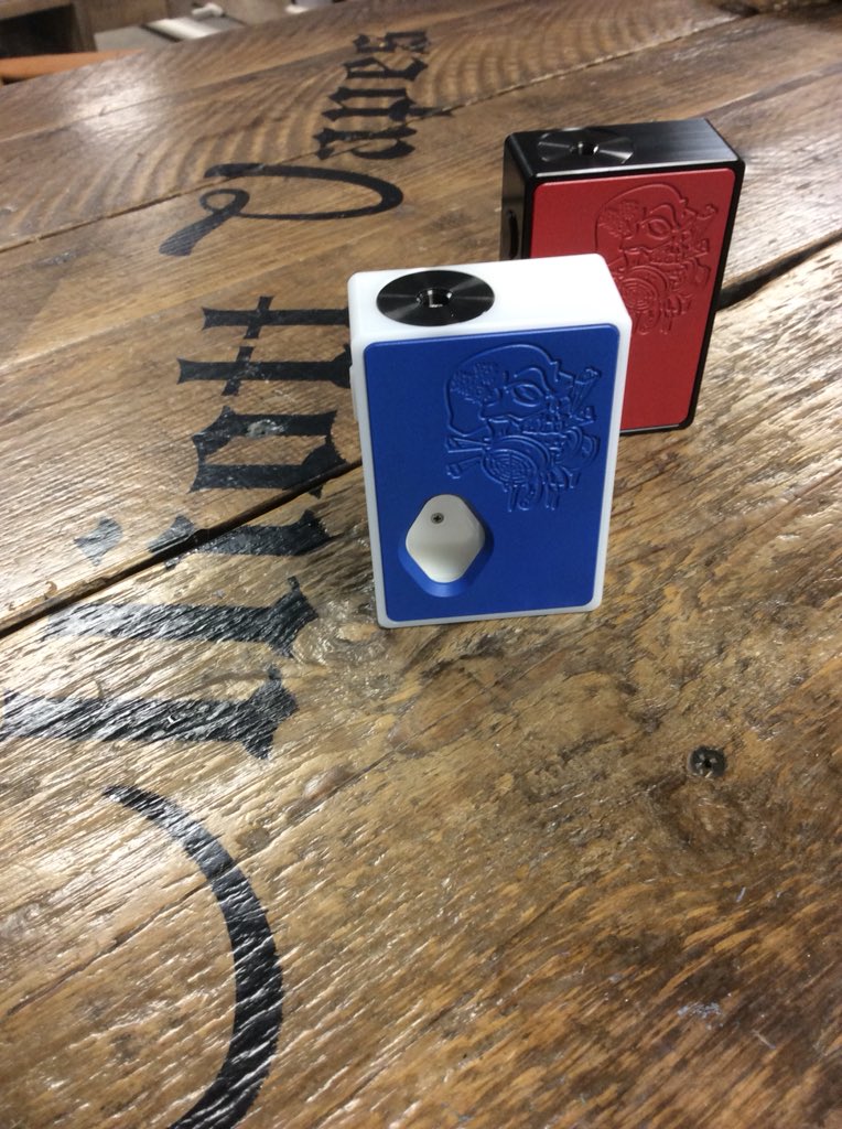 ElliottVapes's tweet photo. We have a very healthy selection of Purge squank boxes in store @ElliottVapes as ever absolutely beautiful workmanship in every design, come in and check em out!!!!#vapefam #VapeOn #vapefamily #cloudchaser #cloudchasing #vapecommunity https://t.co/3kgsM39QXT
