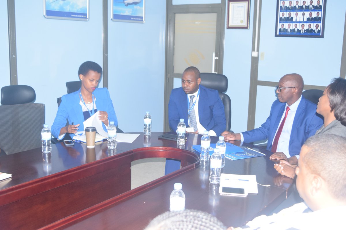 sir_damass's tweet image. MoS @Jadouwihanganye expressed his gratitude and appreciation to the members of Board of Directors, Executive Committee and entire staff of @FlyRwandAir for their contribution and outstanding efforts towards attaining positive results. @claverGatete @YvonneMakolo @RwandaCAA