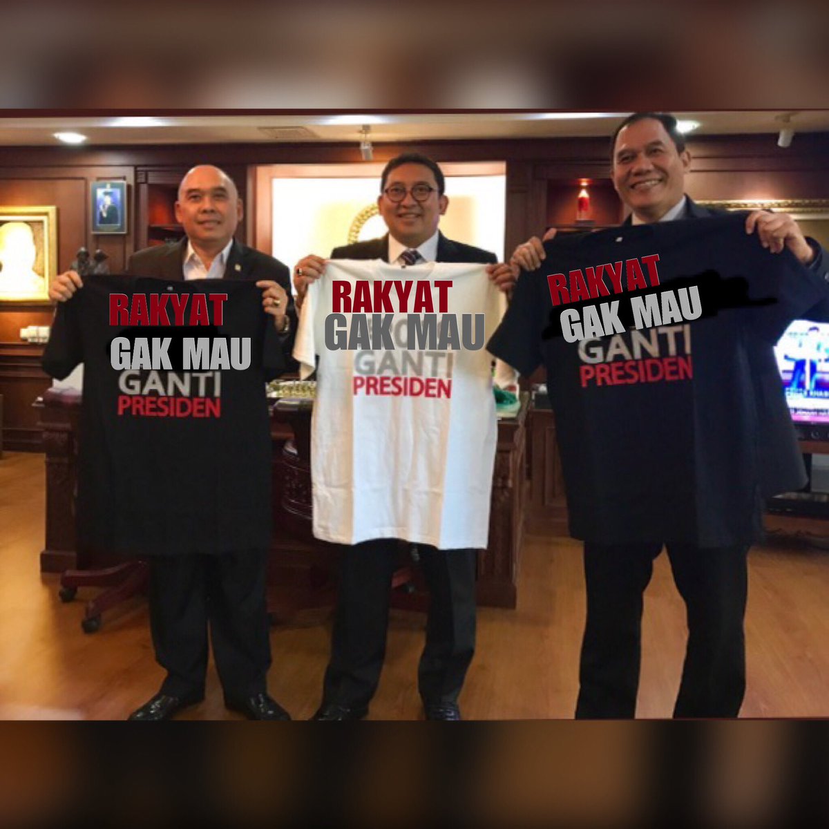 Terima kasih karena telah mewakili rakyat menyuarakan keinginan rakyat👍🙏
#2019TetapJokowi
#Lanjutkan
<a href="/jokowidodo_1/">Joko Widodo</a> 
<a href="/JokowidodoNEWS/">our president</a> 
@Herry_Mety 
<a href="/JKFC23456789/">JOKOWI@FANSCLUB indo</a> 
<a href="/jokowi/">Joko Widodo</a> 
@BirgaldoS 
<a href="/TheCebongers/">The Cebongers ©</a> 
<a href="/jokowilover/">Jokowi Lover</a> 
<a href="/Metro_TV/">METRO TV</a> 
<a href="/tvOneNews/">tvOnenews</a> 
@joko