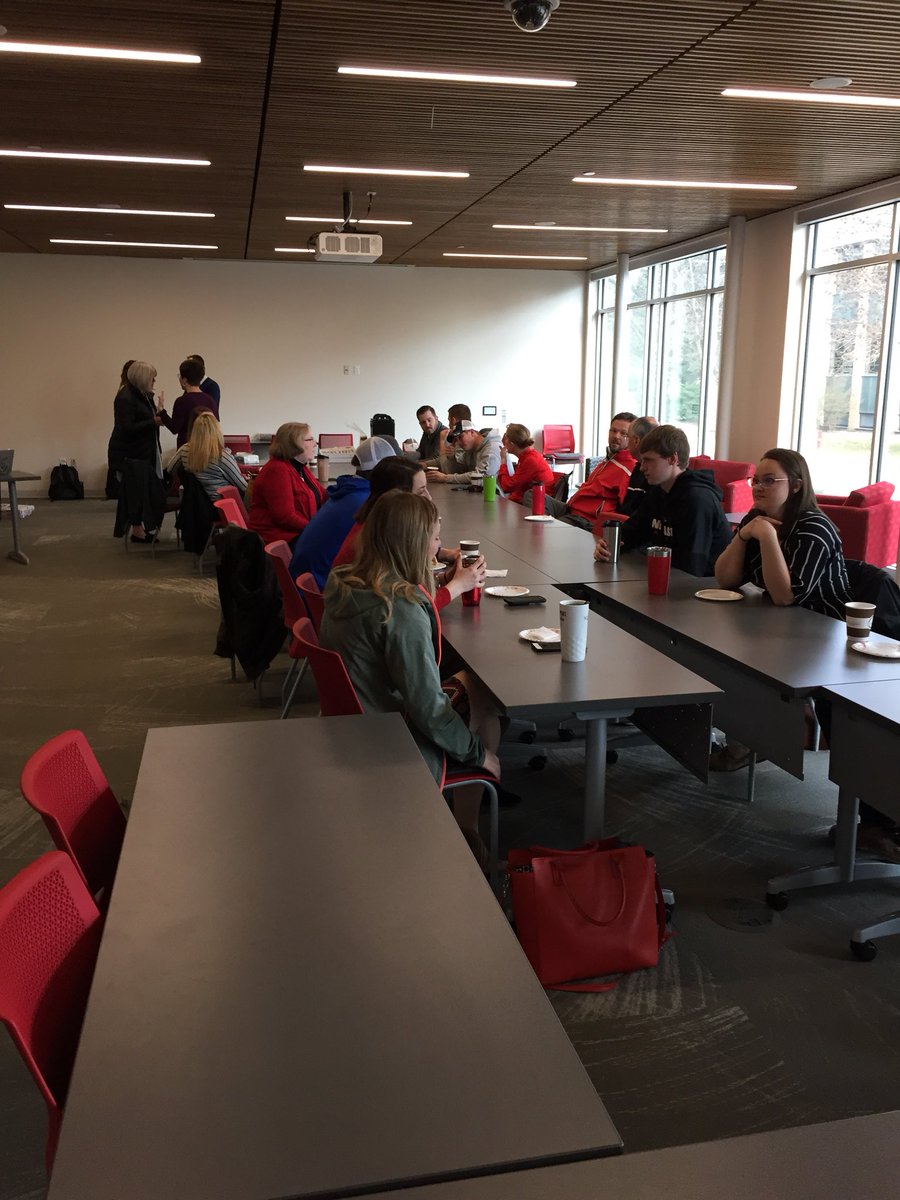 SteveWallerUNL's tweet photo. Last CASNR Coffee Club- it’s been a great year. Thanks Shelby, John and Sam. #ThisIsCASNR https://t.co/DxThrFbgVU
