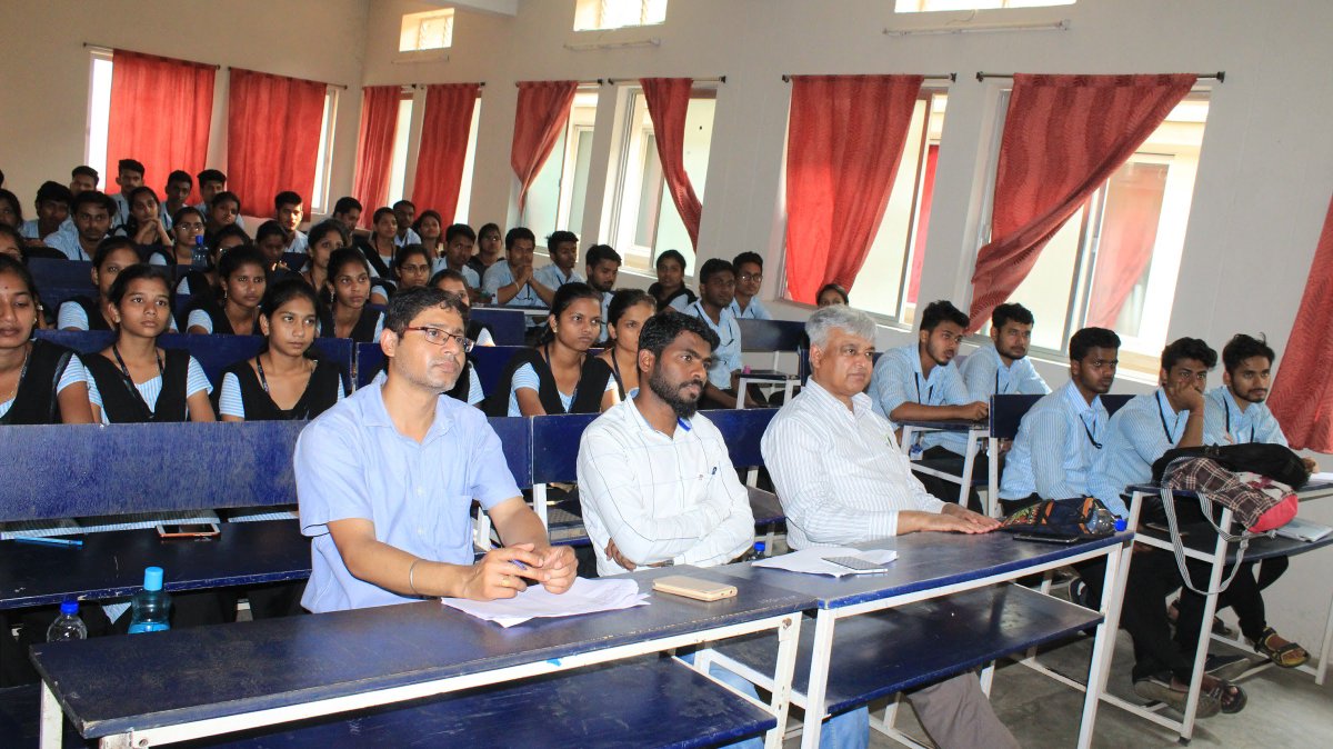 amirprasad7's tweet photo. On 24th March 2018 https://t.co/GZdr70zHrI ( Ag.) Second Semester Students Organized a One day Seminar on  Current Agriculture Perspectives https://t.co/cp5X1Wb0Jx