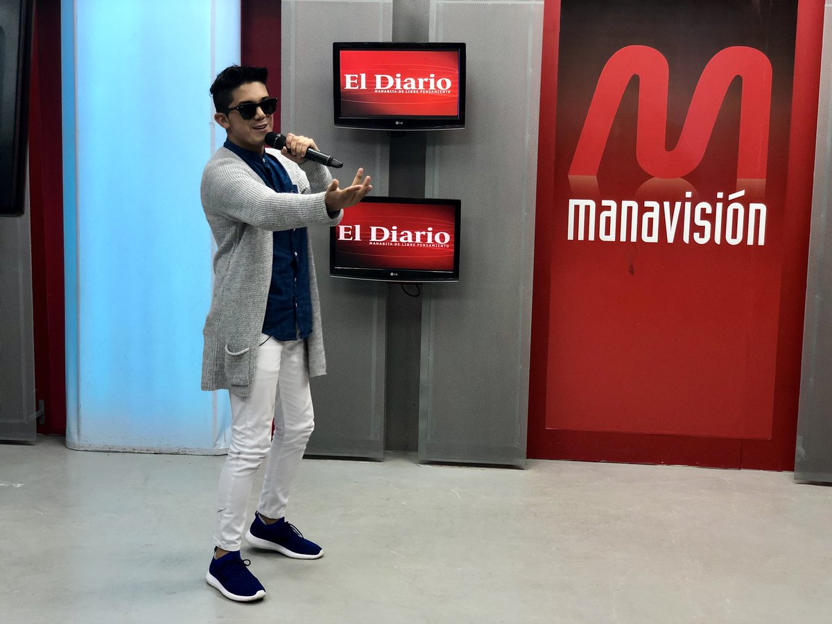 willietamayoec's tweet photo. Llegamos Portoviejo y empezamos el día de Fuego Entre Tú y Yo 🔥 en @manavisionec 📺 #willietamayo #fuegoentretuyyo #manabi #portoviejo #manavision #costa https://t.co/DkakJujdPZ