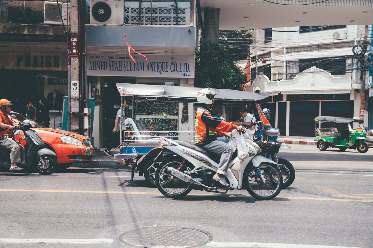 _nyuzon's tweet image. Streets of Bangkok #sdmtravels #sdmfeatures