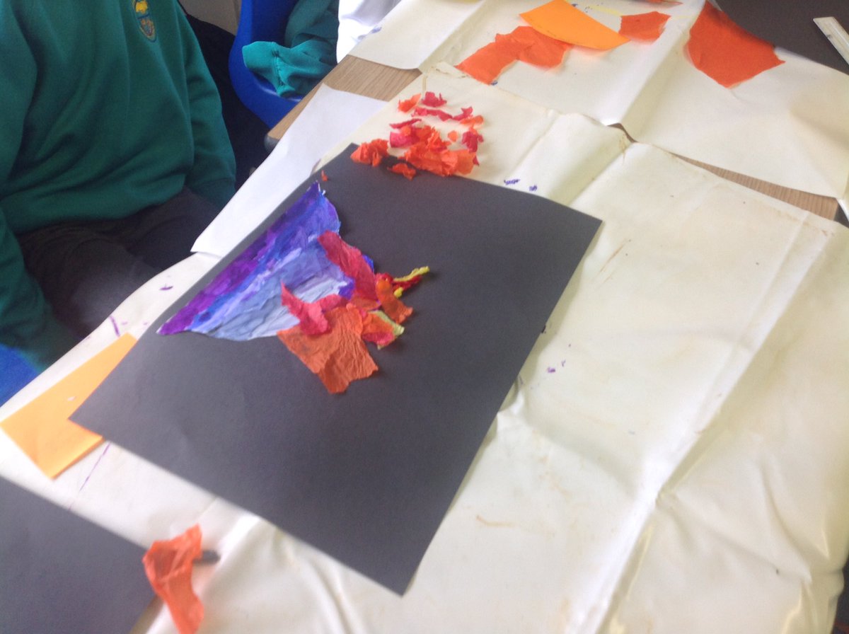 GrosvenorParkPr's tweet photo. Class 6 comparing and mixing hot and cold colours to create volcanoes π @#learningthroughinvestigation #art #IPC https://t.co/EEapR0Mzgq