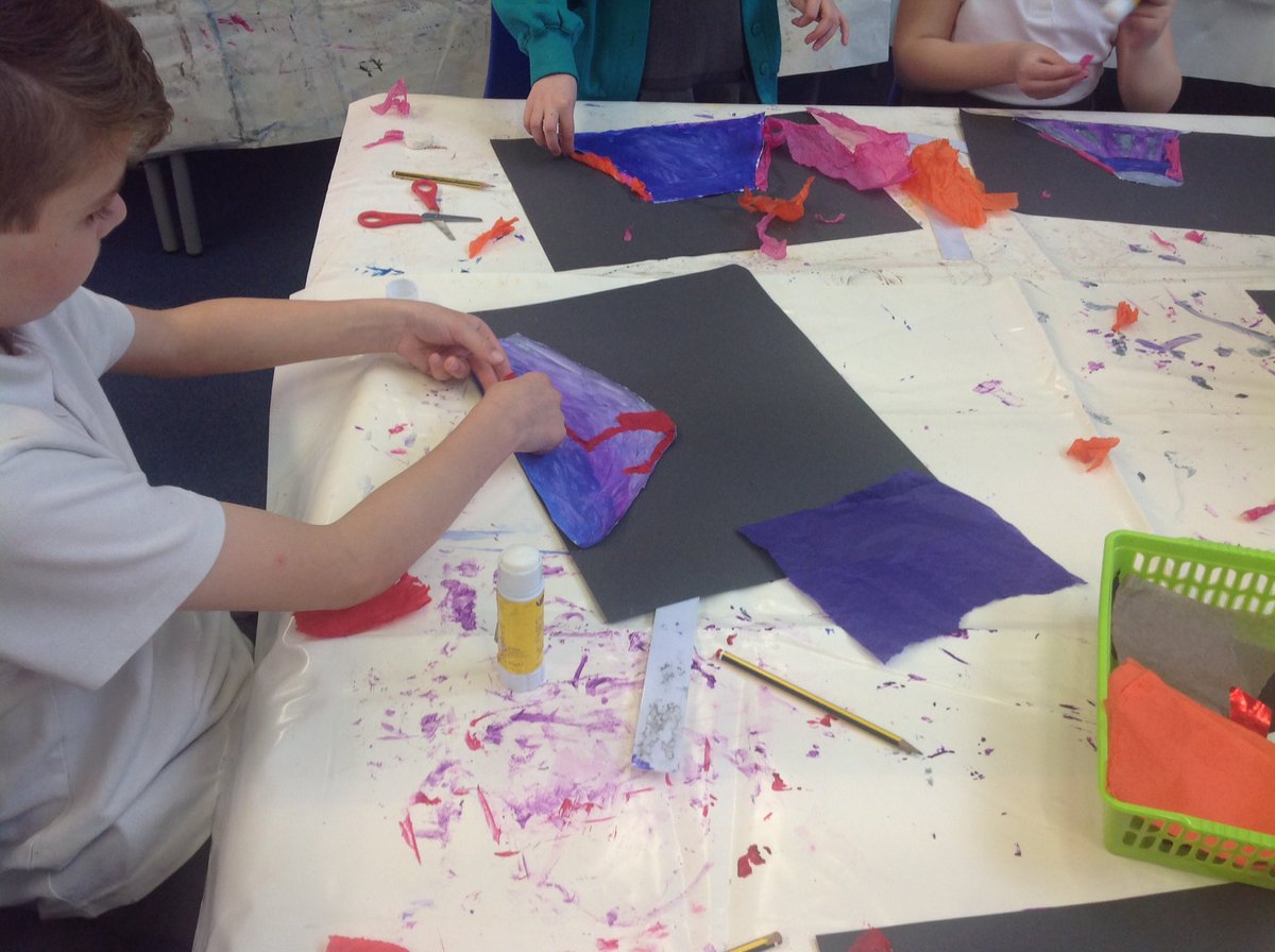 GrosvenorParkPr's tweet photo. Class 6 comparing and mixing hot and cold colours to create volcanoes π @#learningthroughinvestigation #art #IPC https://t.co/EEapR0Mzgq