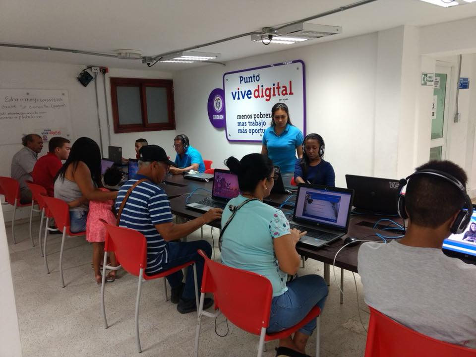 ElCaribeSeConecta tweet media