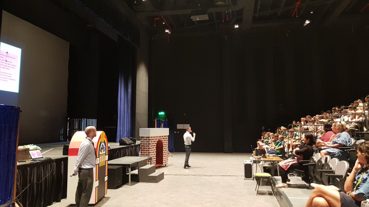 Mr Vinny sharing the GL dream to students and parents @GCSchoolDubai with @GCSPYPG3
@GCSPYPG4 <a href="/GCSPYPG5/">GCS Primary Grade 5</a> 
#behappybegcs