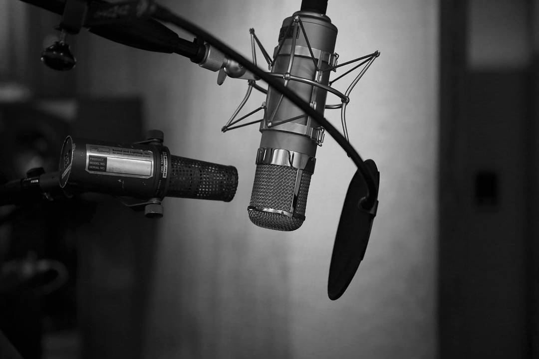 Airavlogg's tweet image. Learn all you need to know about vocal recording tips. #FreeDailyTips 

m.facebook.com/story.php?stor…