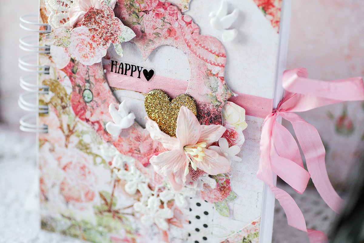 BlueFernStudios's tweet photo. See close-ups of this shabby chic planner designed by Vera Shelemekh using our IN THE MOOD collection! https://t.co/njGa9MNo92