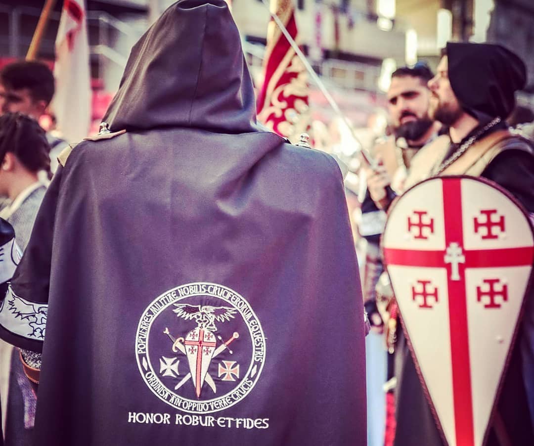 OFICIAL. Nuestra próxima actuación tendrá lugar el 4 de Mayo donde nuestra banda volverá a participar un año más en los desfiles de Moros y Cristianos de Caravaca De La Cruz acompañando a los @custodios_cv . Deseando que llegue el día.