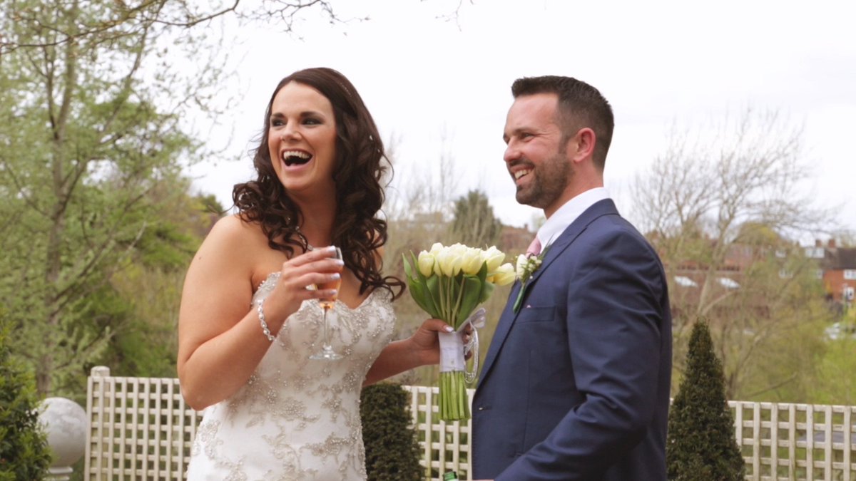 OrFactorPro's tweet image. Happy 1st Anniversary to Mr and Mrs Geden and in fact to us to!

This was the first Wedding Video we ever created! We loved every second of their special day!

Have fun in Italy!

Rob and the team

If you want to see there video, you can take a peek here:
ow.ly/z3wh30jpKdI