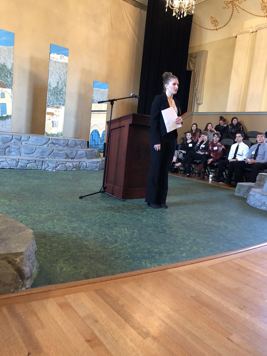 AdrianCollege's tweet photo. โWhen did we decide that the price for freedom is to high to pay?โ The Oratorical Competition is taking place in Downs Hall now! Synchronized skating freshman Nikki Olsen speaking on the constitution. #ACROE2018 https://t.co/4d917NFeCO