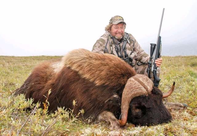 Arctic Musk Ox hunting with Babe Winkelman winkelman.com/arctic-musk-ox…