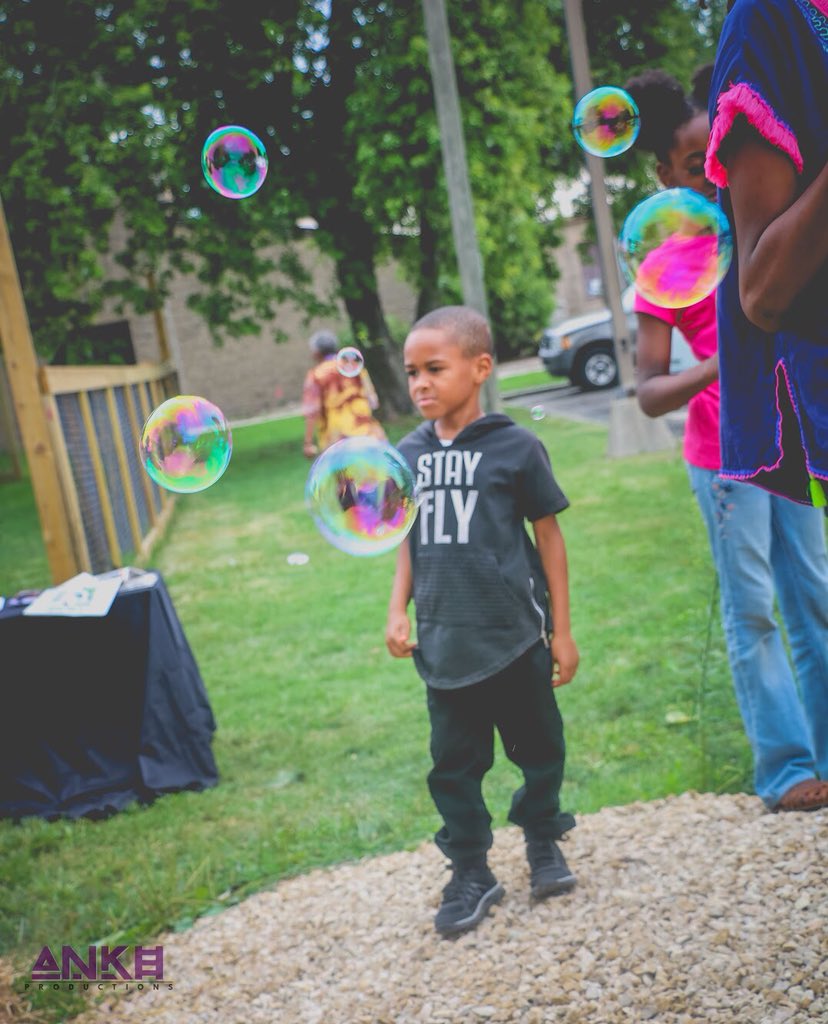 ankh_production's tweet photo. Flashback to the last @openbitenight !
#AnkhProductions #TheStampede #blackbusiness #canonphotography #indianaphotographer #nikonphotographer #agameoftones #photographyislife #shotwithlove #milliondollarvisuals #artofvisuals #fatalframes #afropunk https://t.co/Dh9n992NAJ