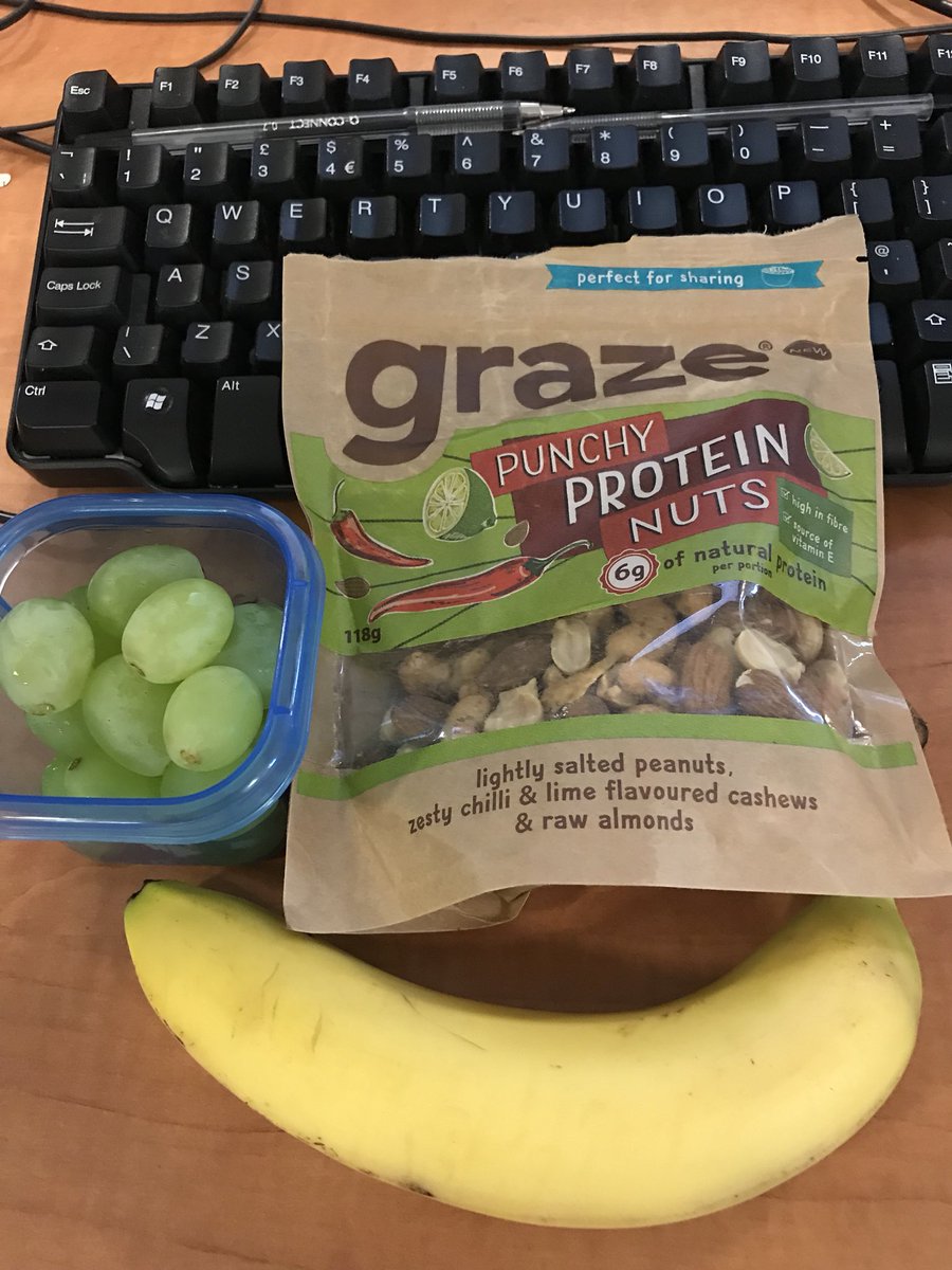 Jules_nels28's tweet photo. I’m so hungry though 😅 #weightloss #calories #snacks #BuildYourBody #healthy https://t.co/ByO85Q0PrD