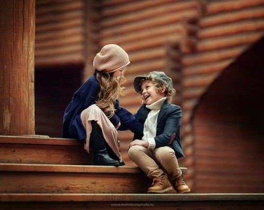 __Sri6's tweet photo. என் சிந்தையில் தோன்றுபவை எல்லாம் கவிதைகள் அல்ல
உன் சிரிப்பில் உதிர்பவையே 
என் உண்மையான கவிதைகள்😉😉💕💕💕 https://t.co/KjOUCxPCSm